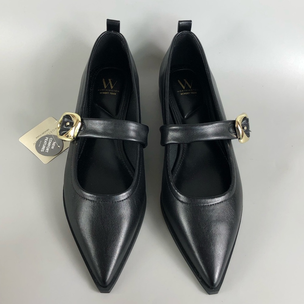 Worthington Black Pointed Mary Jane Flats with Gold Buckle Accent Size 8.5